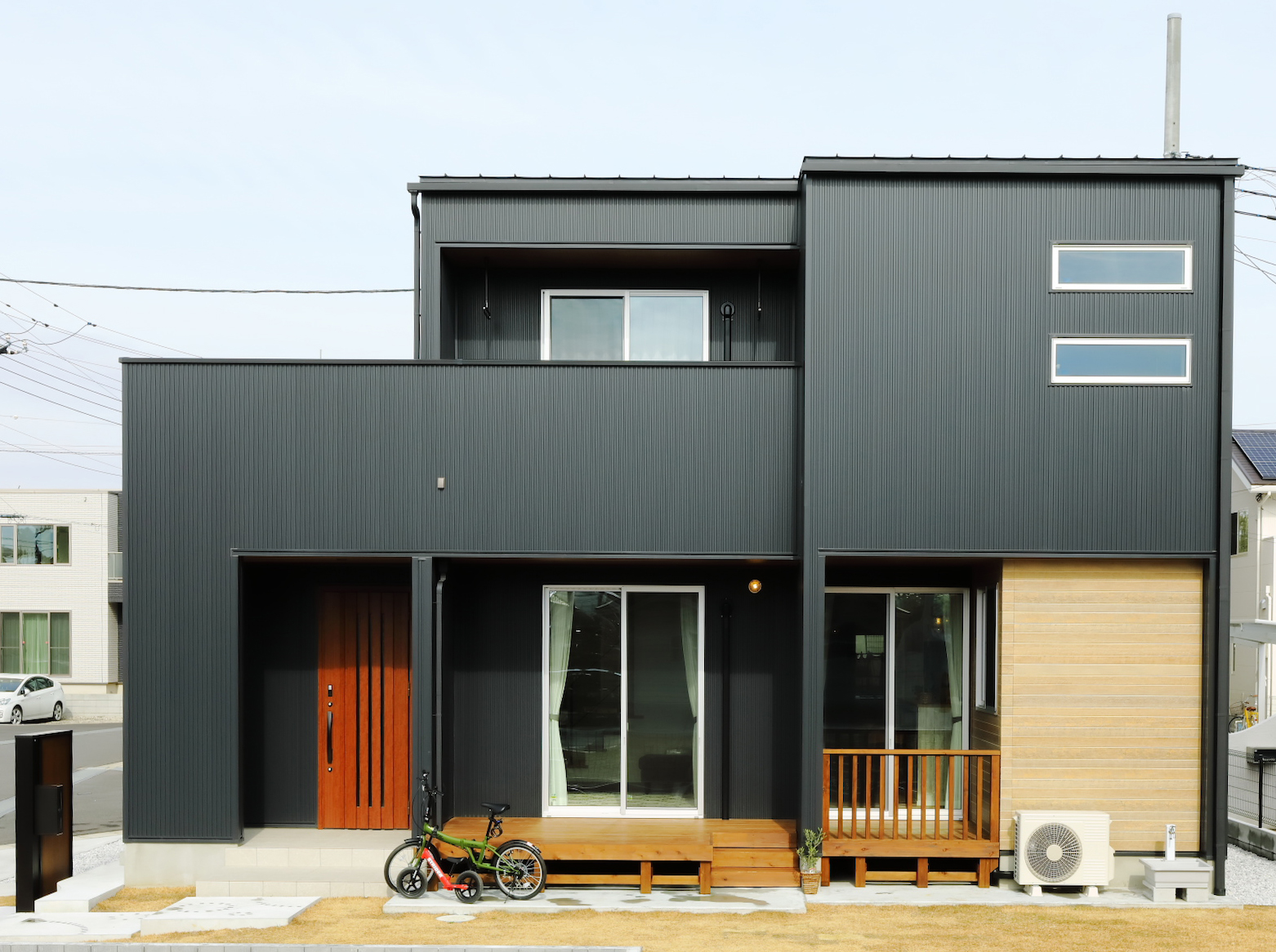 平屋と二階建てはどっちがいい？迷ったときに比較したい7つのポイントと施工事例も紹介