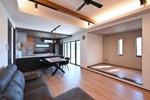 3LDKのおしゃれな平屋間取り実例｜30坪前後でゆとりある快適な住まいを実現するコツ
