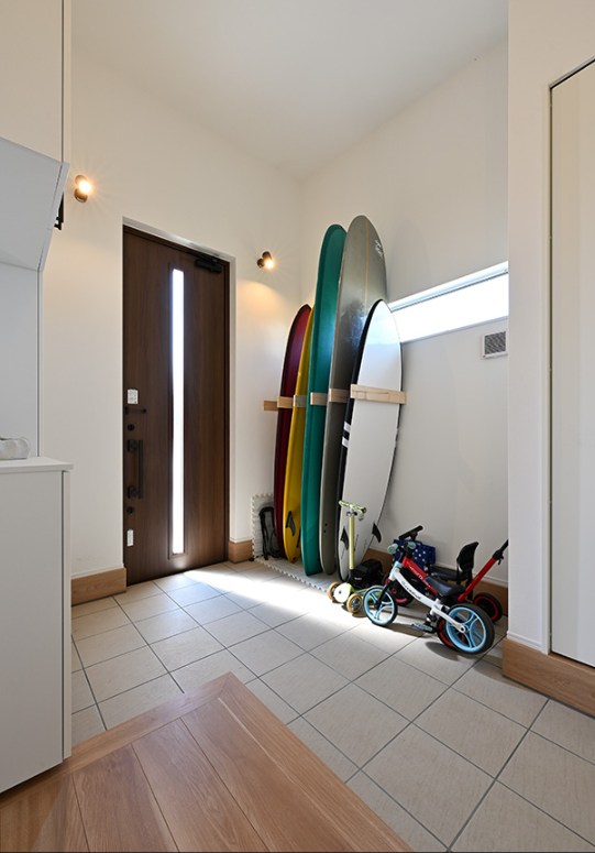 サーフィンや自然を楽しむ家族のためのセカンドハウス施工事例