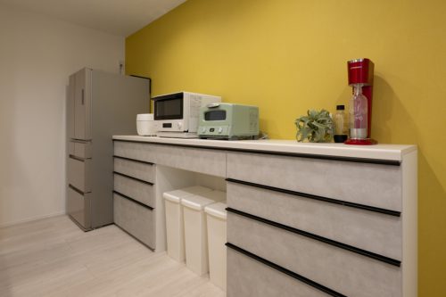 深い青が空にとける　リゾートアメリカンハウス