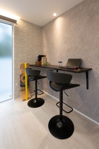 深い青が空にとける　リゾートアメリカンハウス