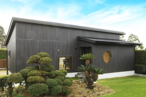 趣味を愉しむ和モダンの平屋
