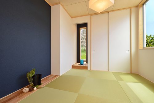 凛とした美しさが魅力のデザイン住宅