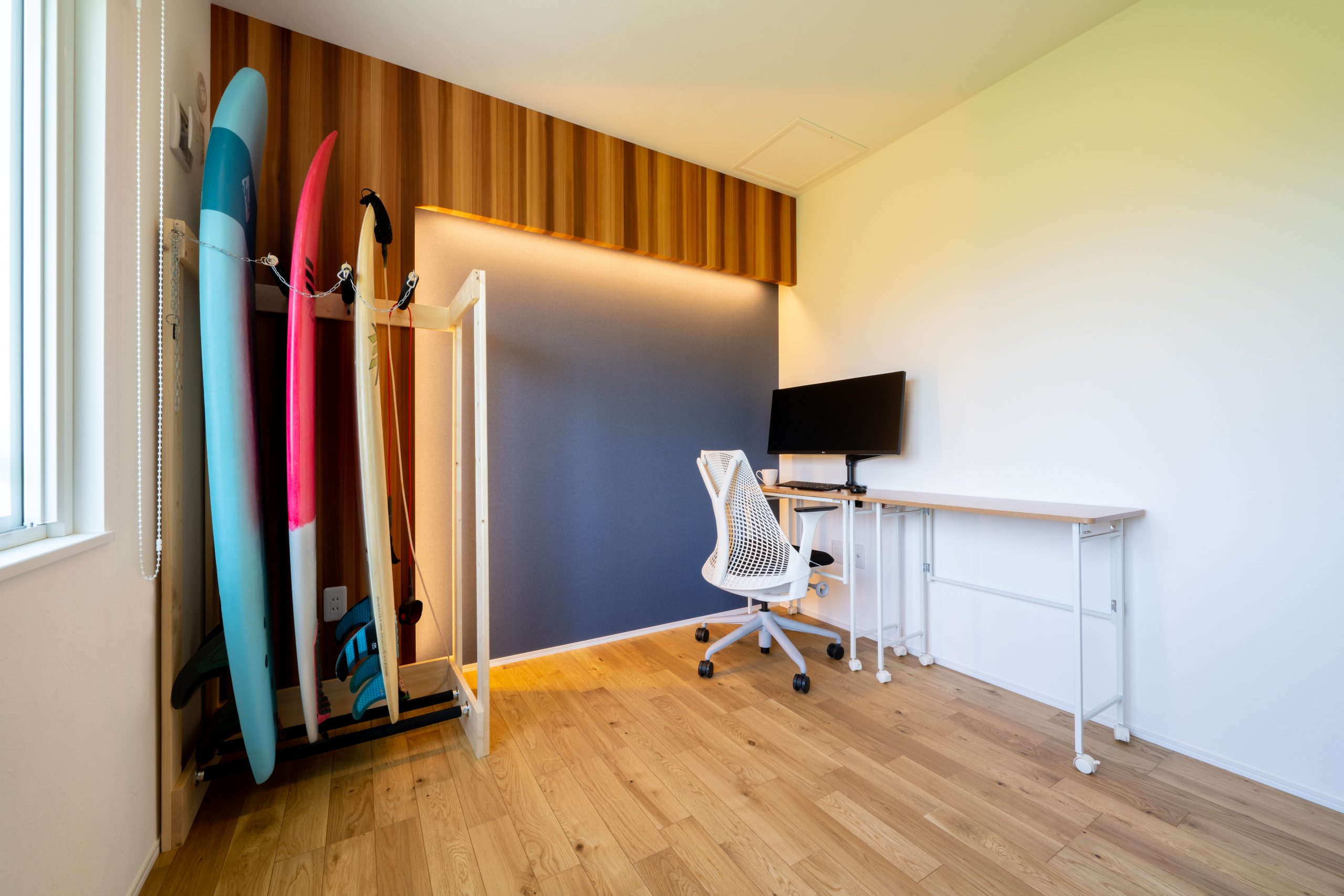 サーフボード置き場兼書斎