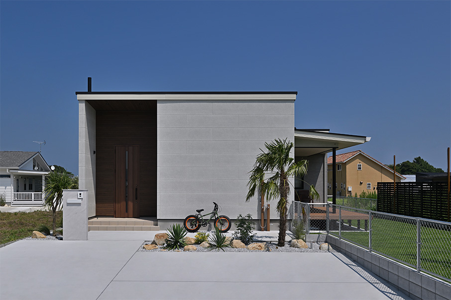 奥行きを感じる玄関