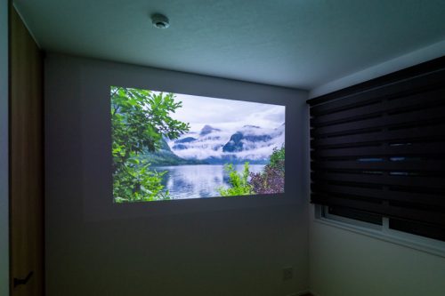 ランドリースペースのある　吹抜け平屋住宅