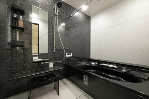 深い青が空にとける　リゾートアメリカンハウス