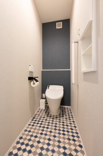 深い青が空にとける　リゾートアメリカンハウス