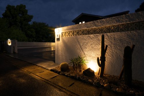 深い青が空にとける　リゾートアメリカンハウス