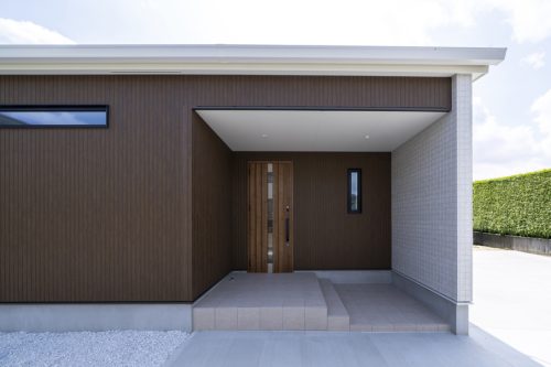 ZEH基準で叶えた　心地よく暮らす平屋