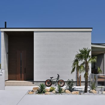 心解き放つ休日の拠点　潮風感じるセカンドハウス