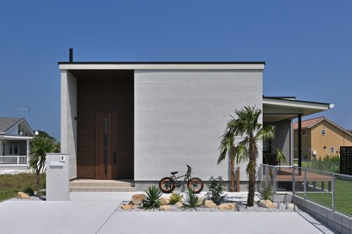 心解き放つ休日の拠点　潮風感じるセカンドハウス